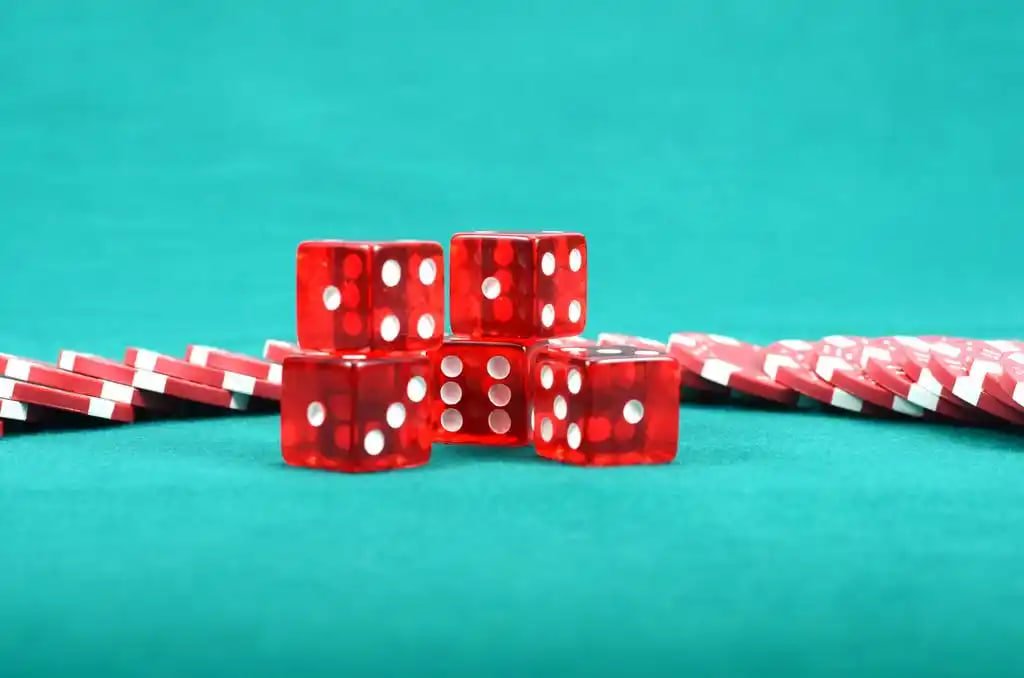 Người chơi Việt Nam trải nghiệm slot online trên điện thoại di động